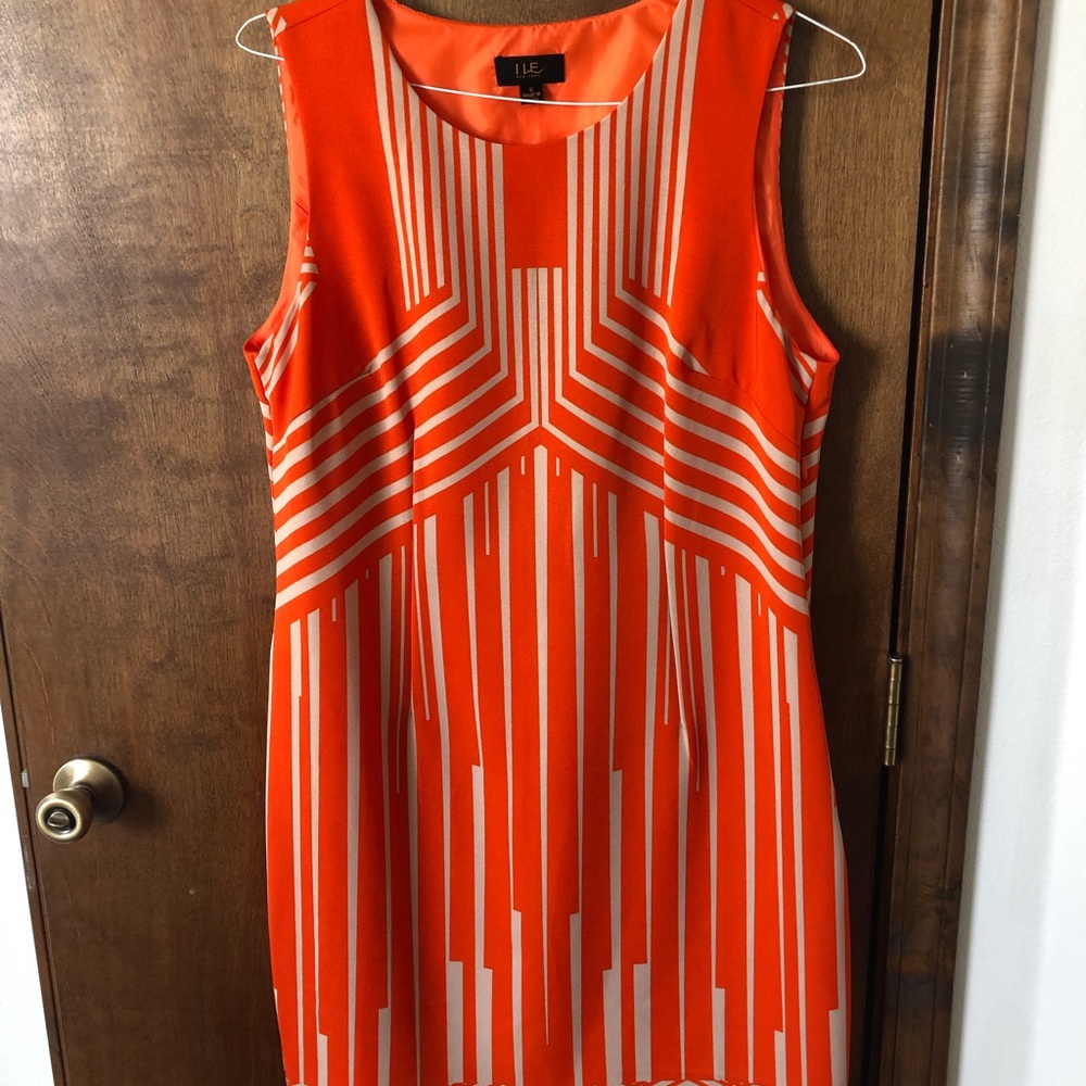 I L E orange sleeveless dress size 12